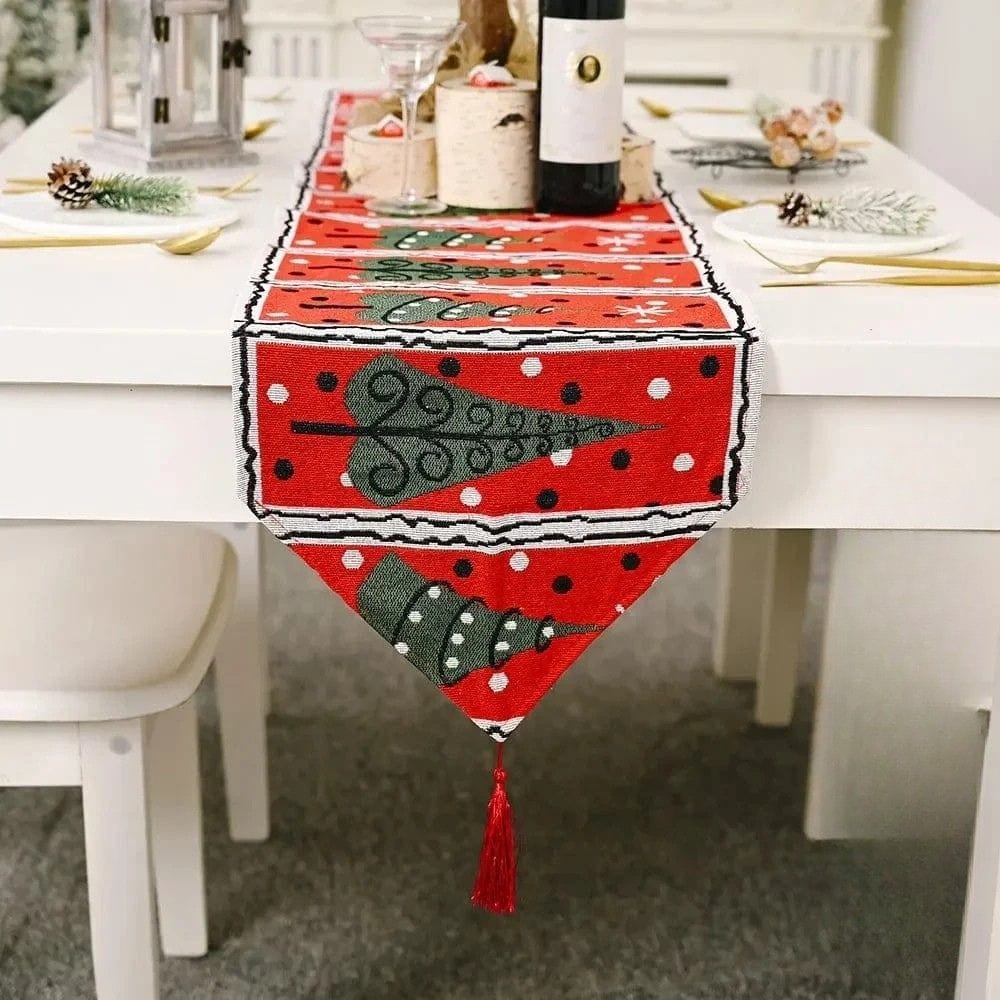 Chemin de Table avec des Sapins - Décoration Festive