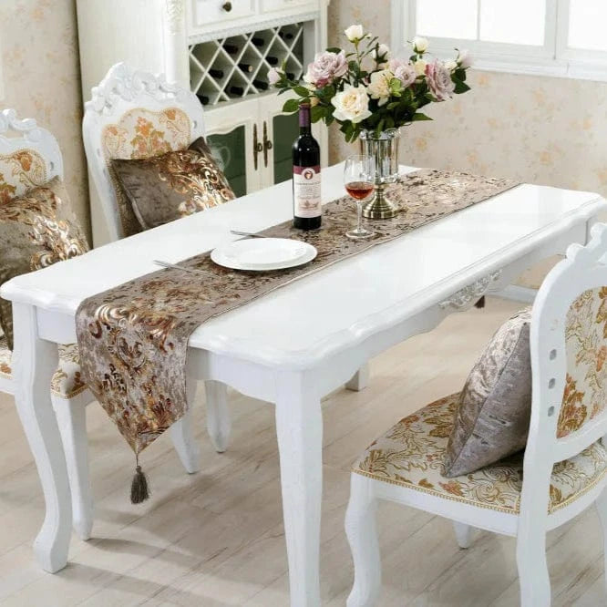 Chemin de Table Beige Taupe - Classique Chic Ornements