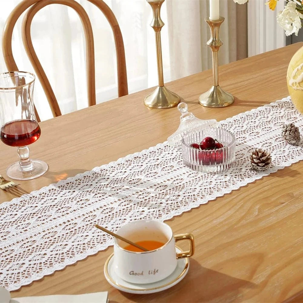 Chemin de Table Dentelle Blanc - Pureté et Élégance Intemporelle