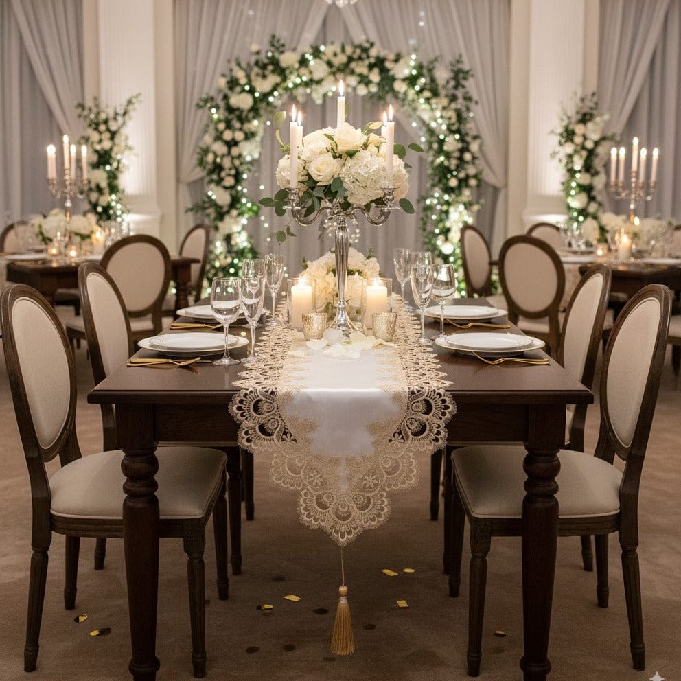 Chemin de Table Dentelle Doré - Luxe Raffiné Festonné