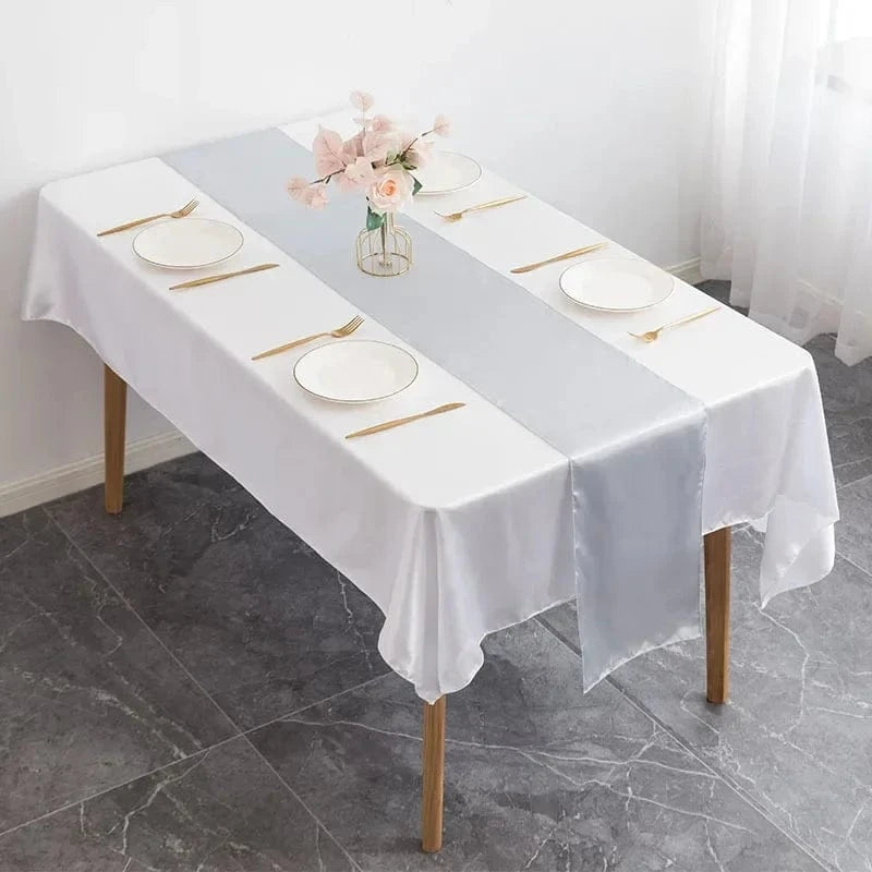 Chemin de Table en Satin Argenté