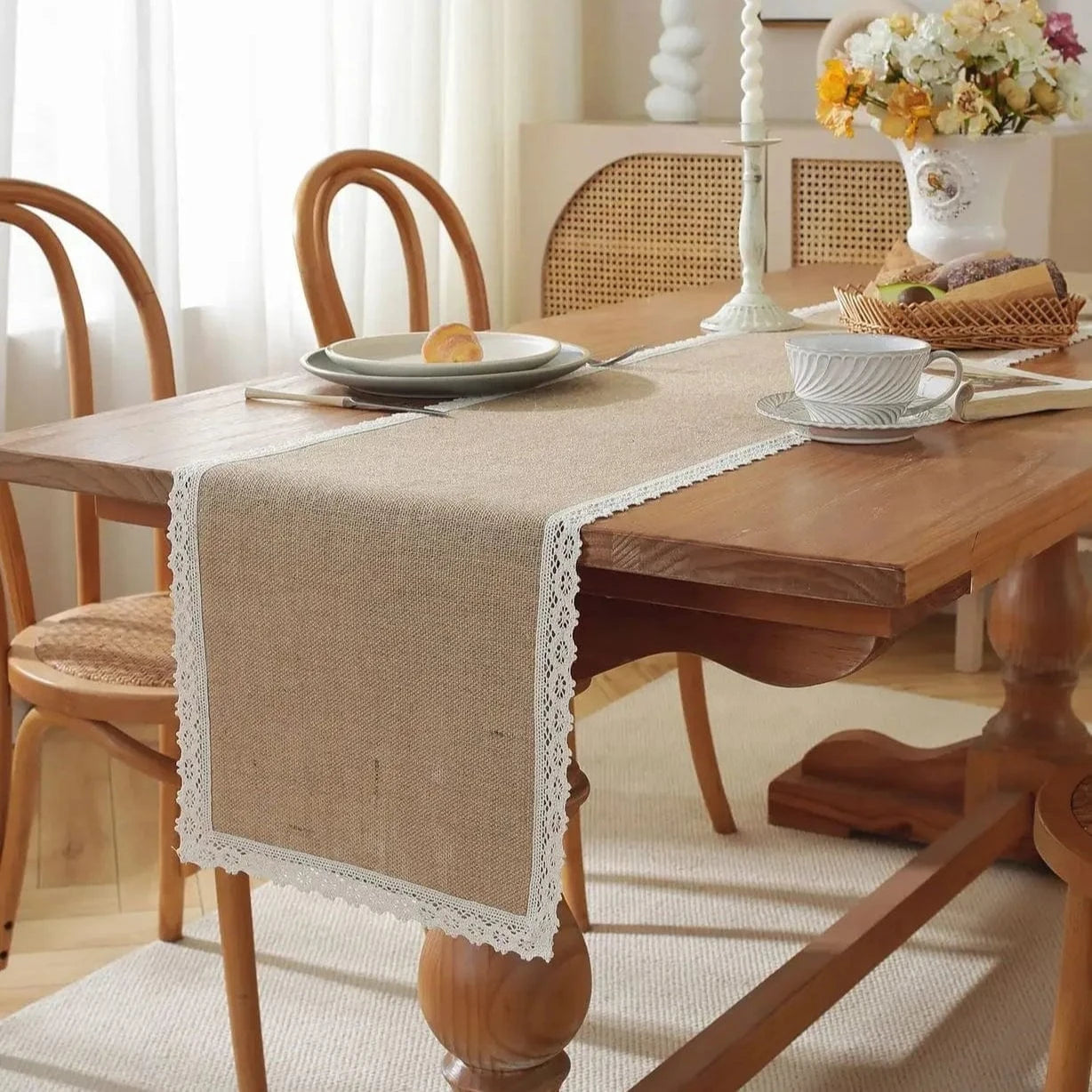 Chemin de Table Jute et Dentelle - Mariage Champêtre Chic