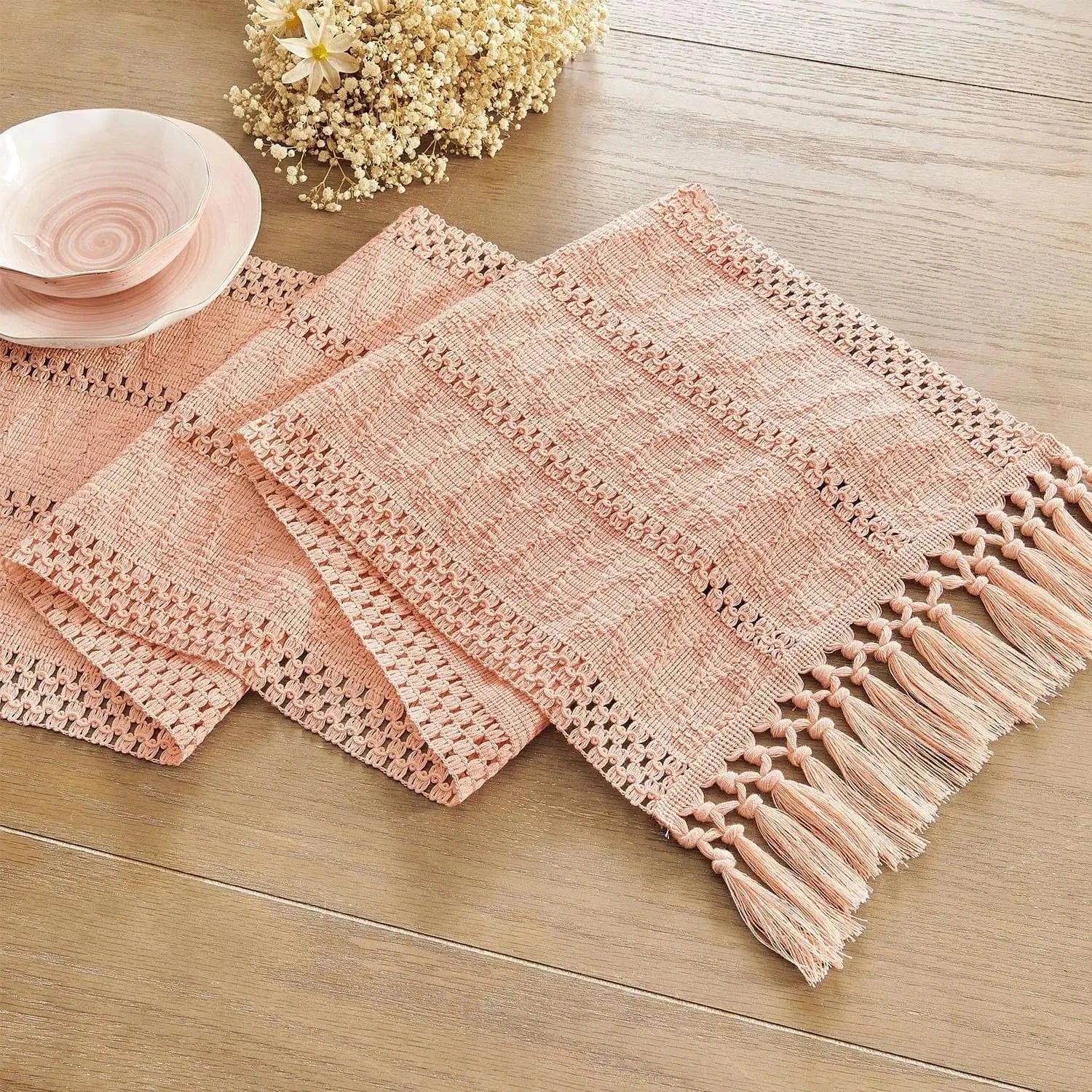 Chemin de Table Lin Rose - Tissage Ajouré Romance Dramatique