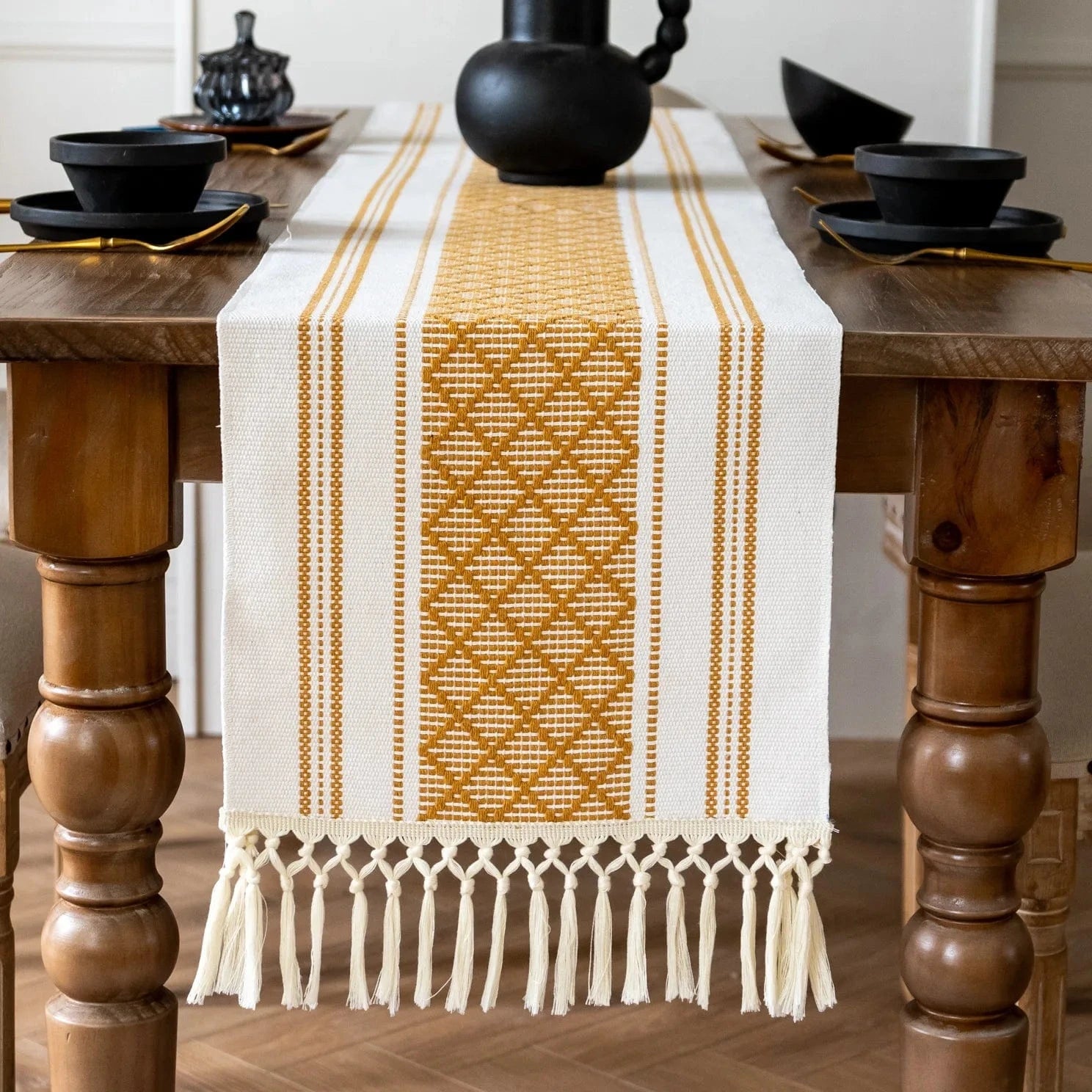 Chemin de table Bohème Jaune et Blanc à longues franges