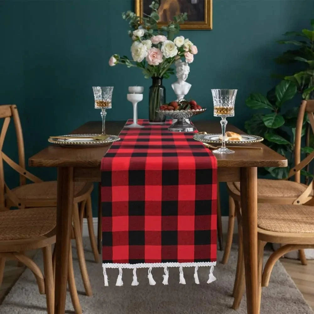 Chemin de Table Carreaux Rouge et Noir - Sublimez votre déco avec style unique !