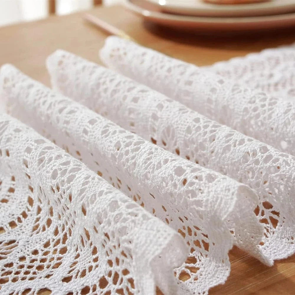 Chemin de Table Dentelle Blanc - Pureté et Élégance Intemporelle