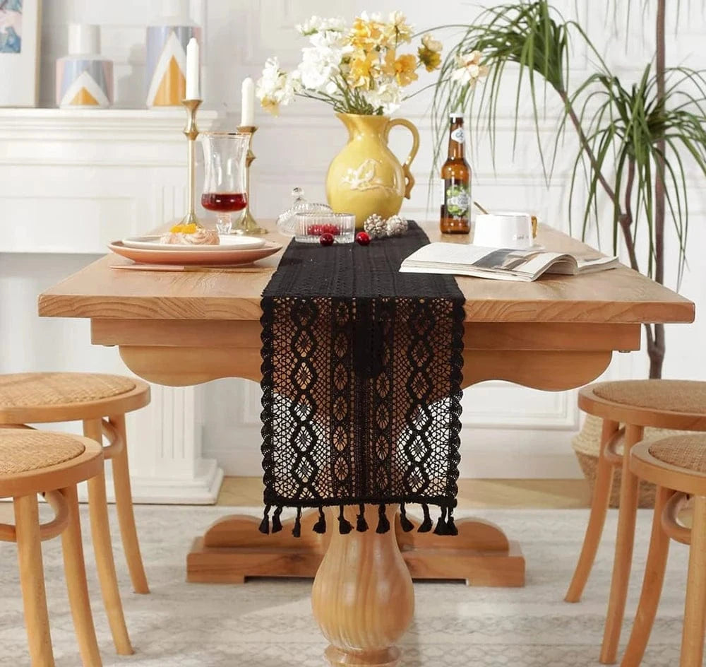 Chemin de Table Dentelle Noir - Sophistication Mystérieuse Glamour