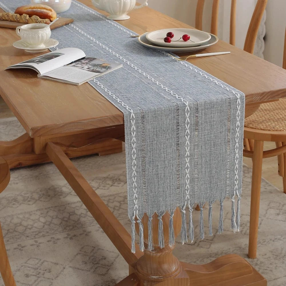 Chemin de Table en Lin Gris - Tissage Moderne Sophistiqué