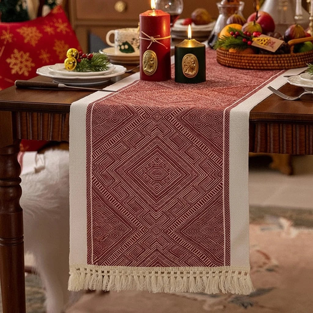 Chemin de Table Ethnique Rouge Bordeaux - Tribal Artisanal