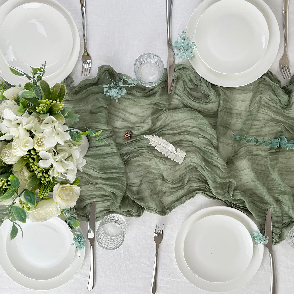 Chemin de Table Gaze de Coton Vert Sauge - Tendance 2025