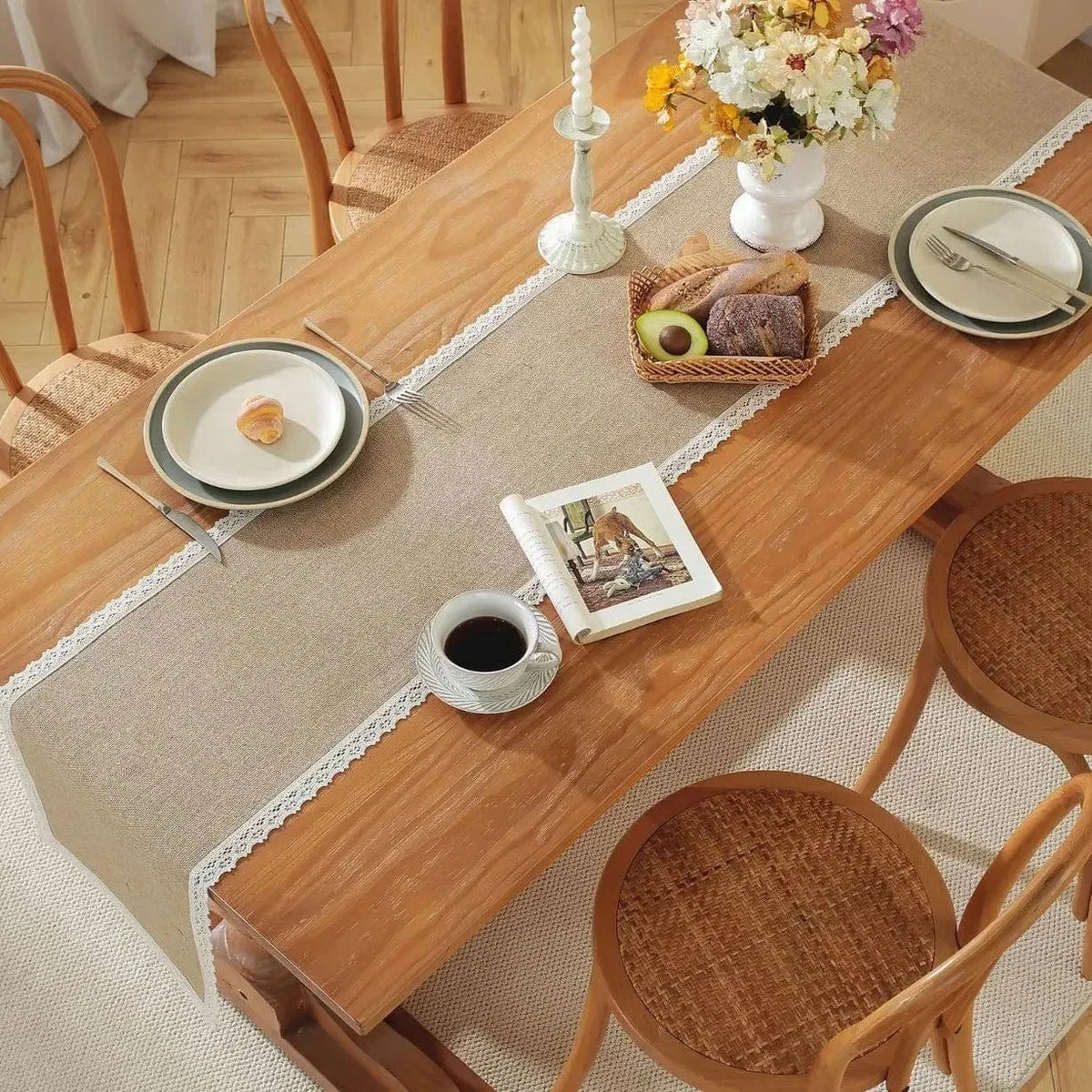 Chemin de Table Jute et Dentelle - Mariage Champêtre Chic