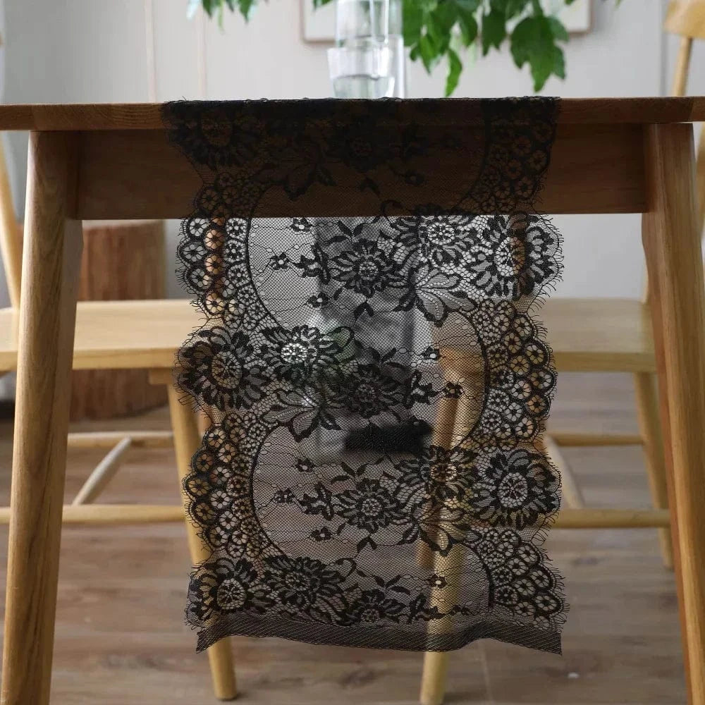 Chemin de Table Mariage Noir - Dentelle Élégante Sophistiquée