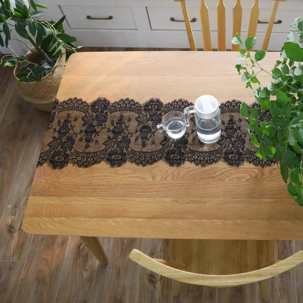 Chemin de Table Mariage Noir - Dentelle Élégante Sophistiquée