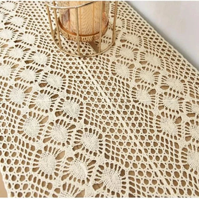 Chemin de Table Rosace au Crochet - Artisanat Floral Authentique