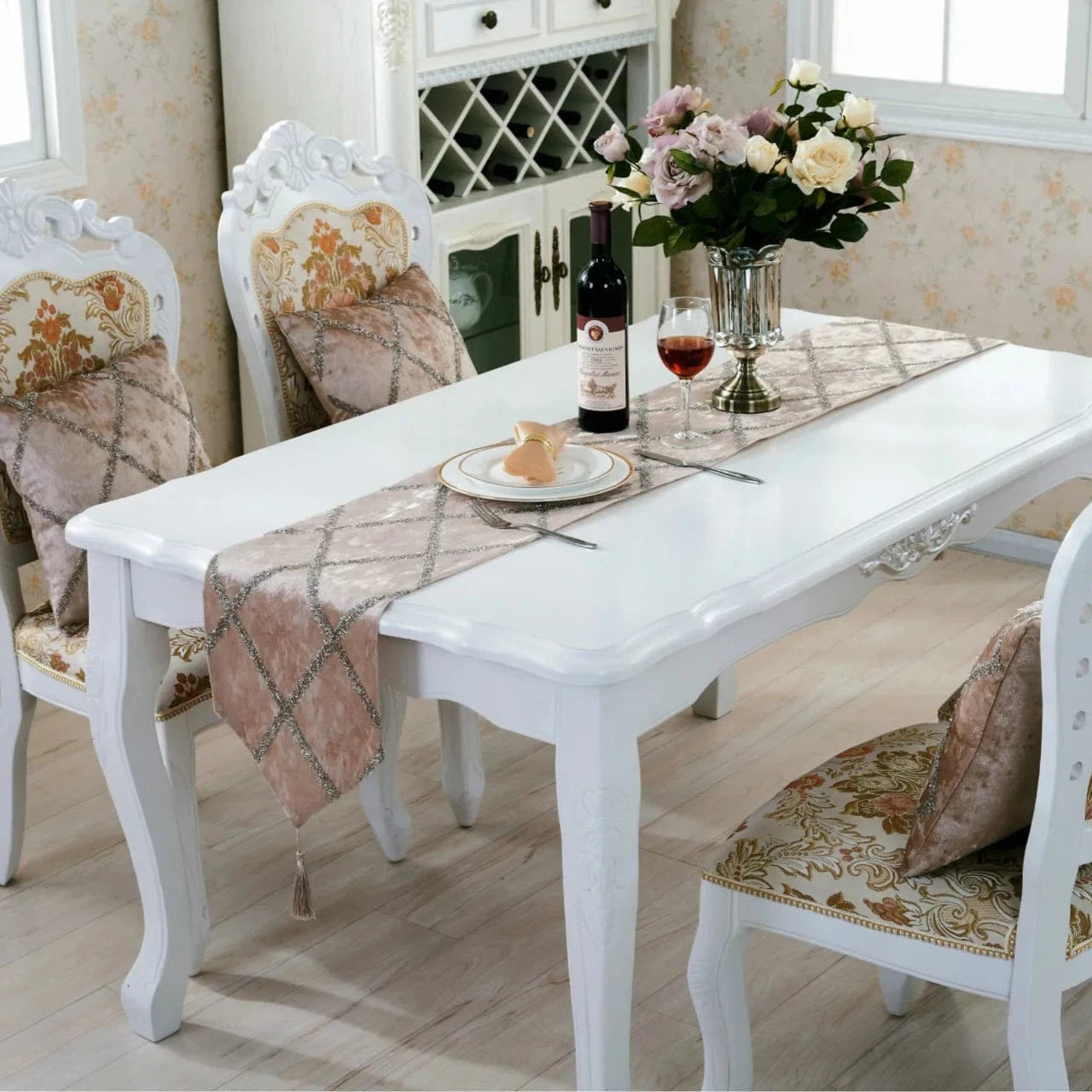 Chemin de Table Rose Poudré Mariage - Velours Chic Romantique