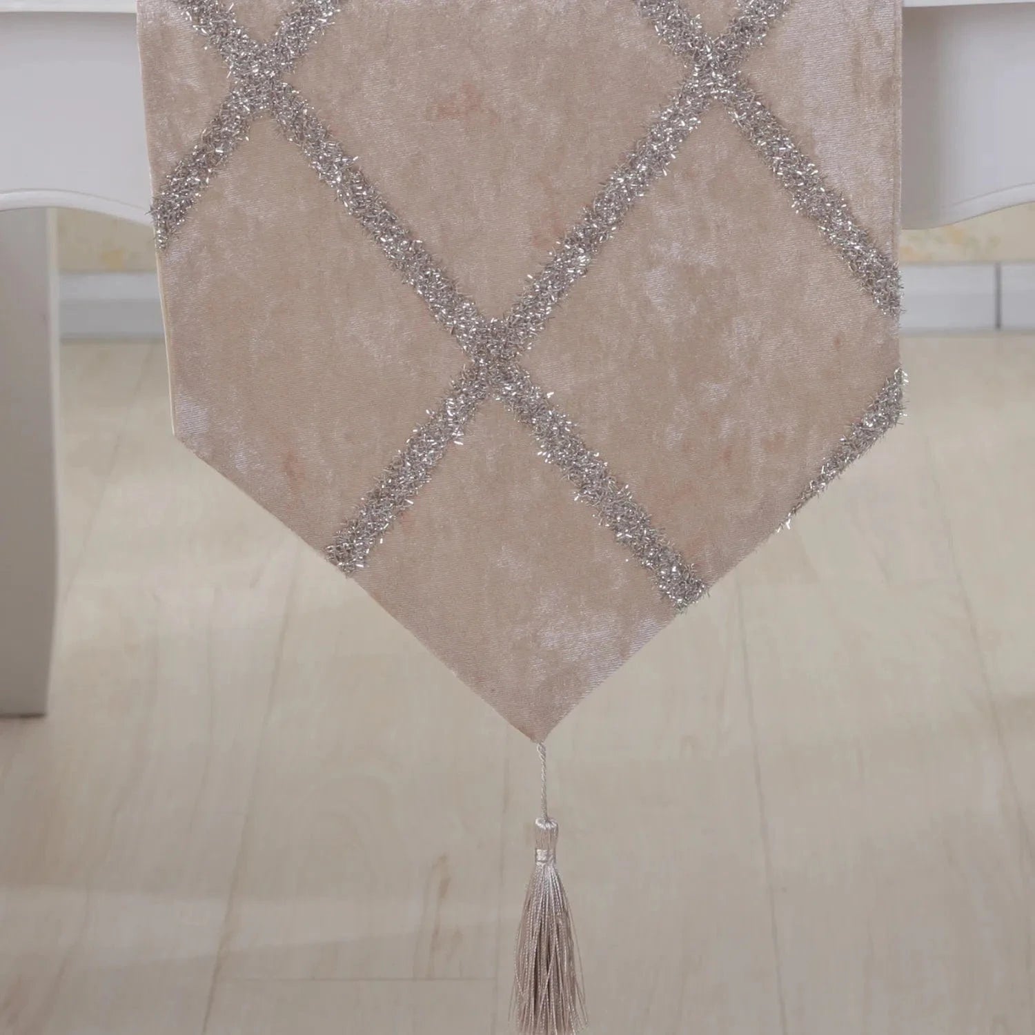 Chemin de Table Rose Poudré Mariage - Velours Chic Romantique